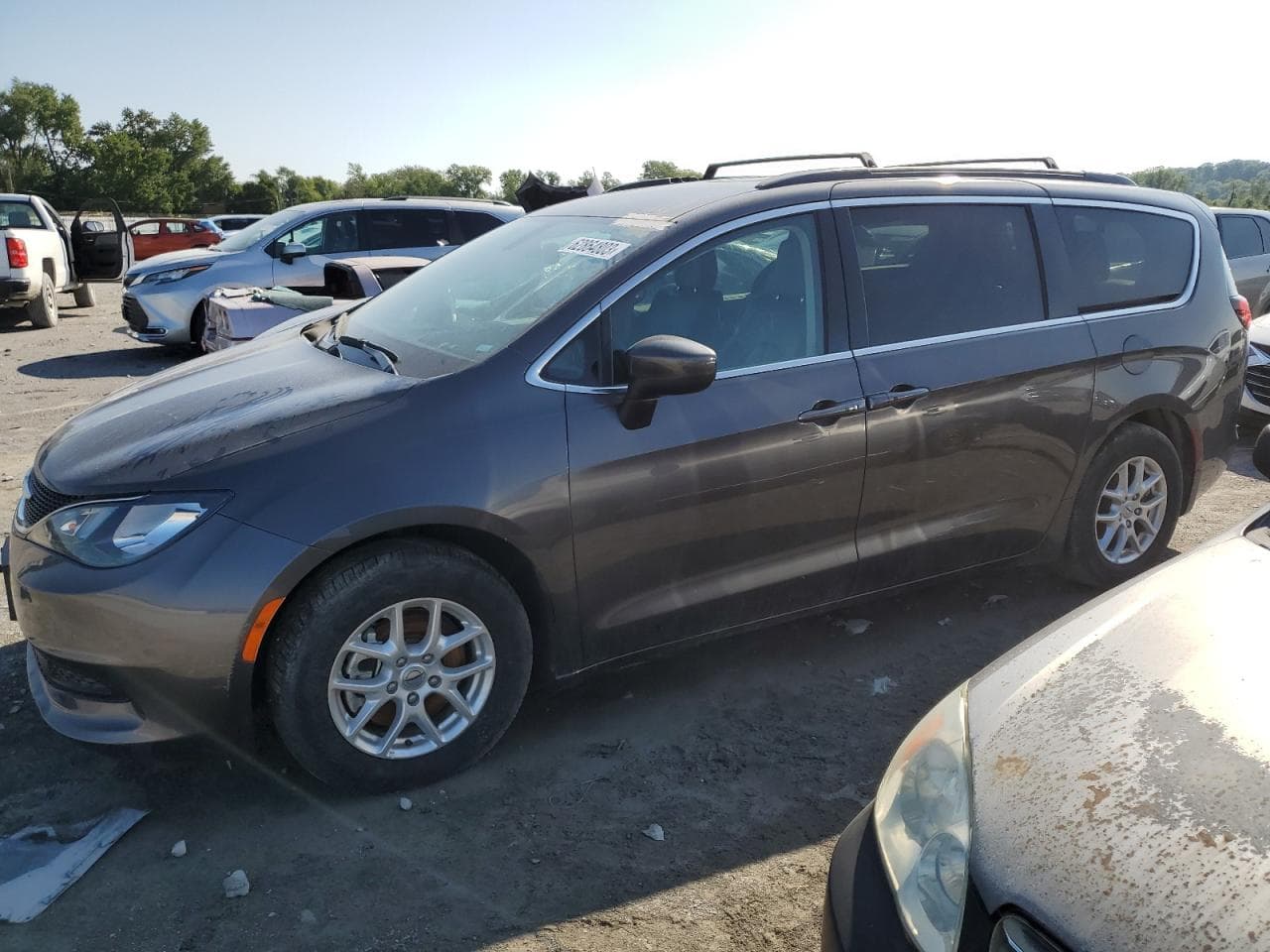 2021 Chrysler Voyager Lxi