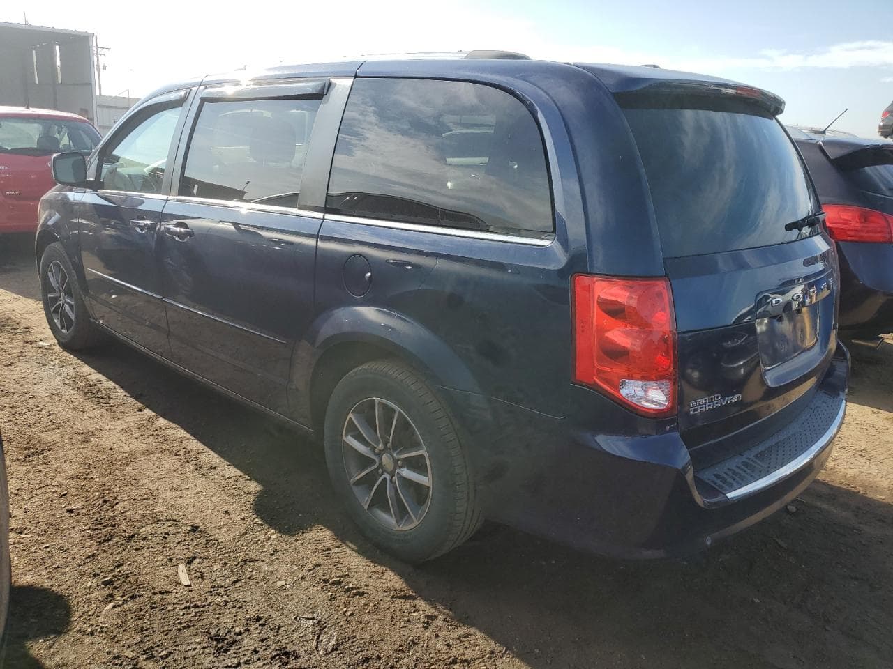2017 Dodge Grand Caravan Sxt - foto 2