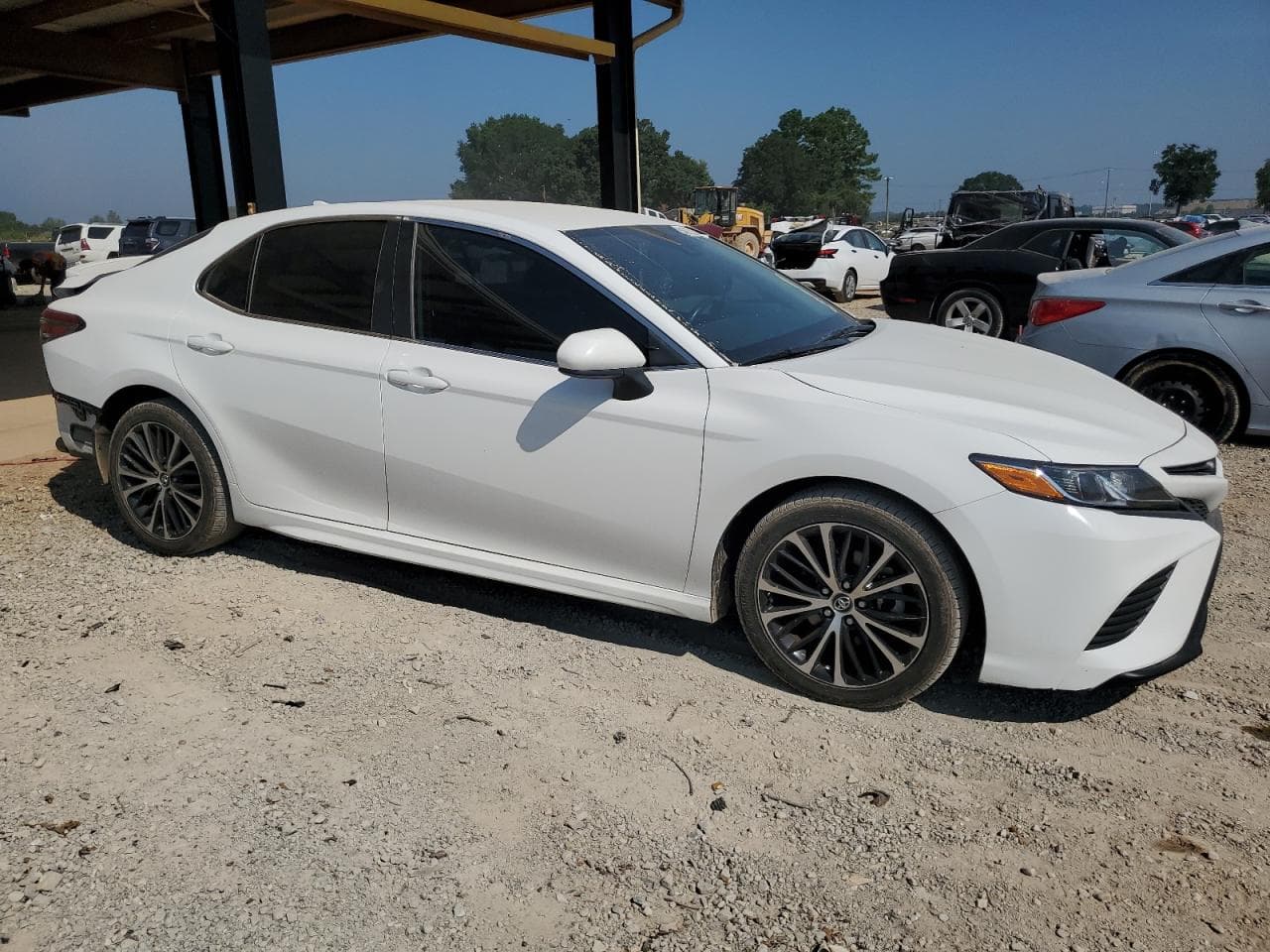 2019 Toyota Camry Se - foto 3