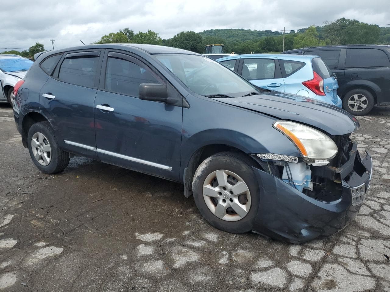 2013 Nissan Rogue S - foto 4