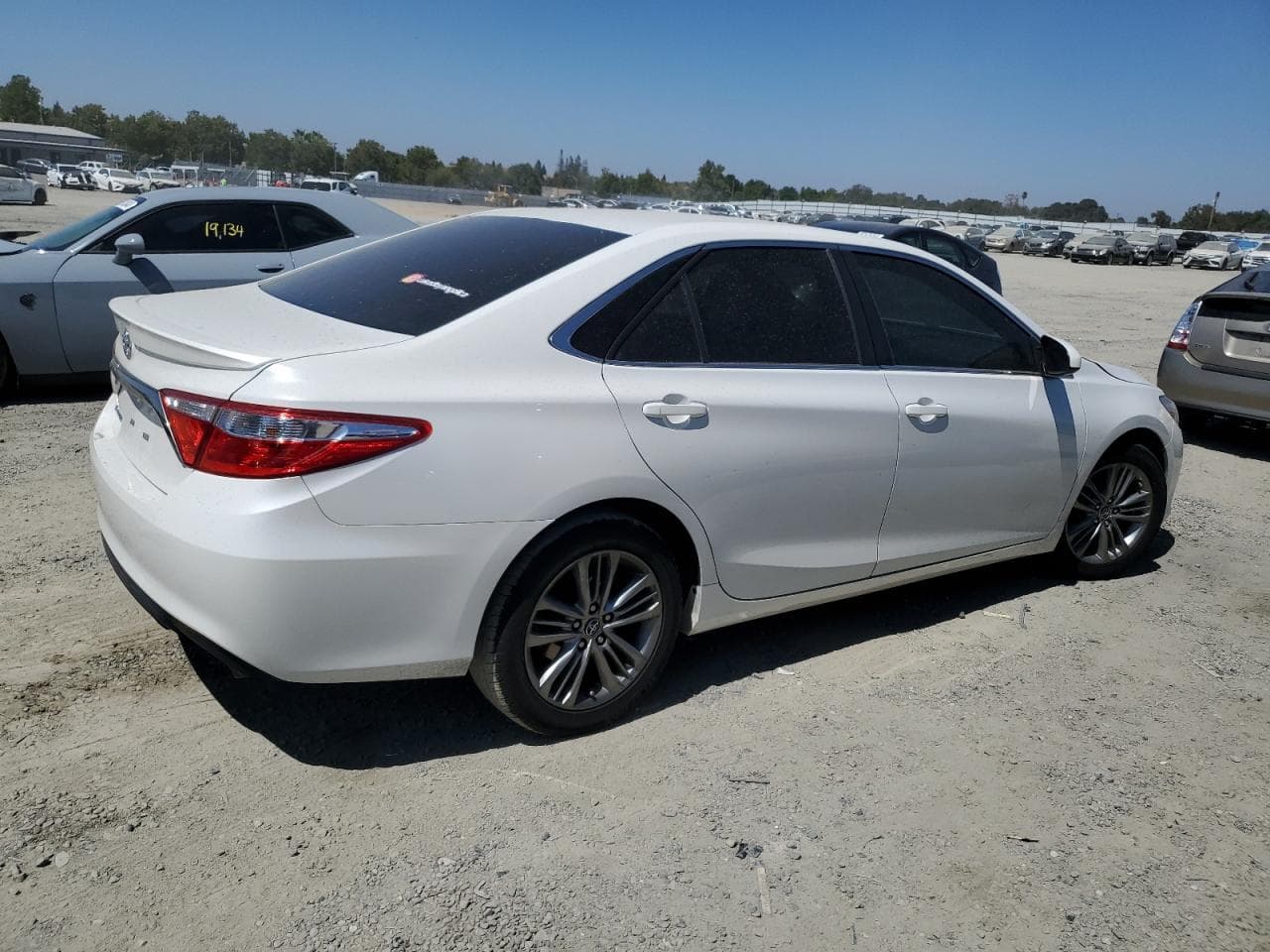 2015 Toyota Camry Le - foto 3