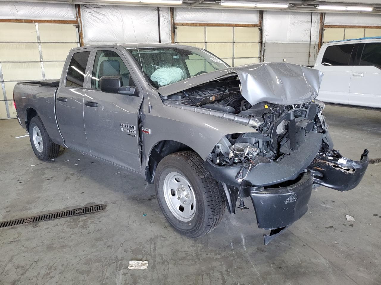 2022 Ram 1500 Classic Tradesman - foto 4
