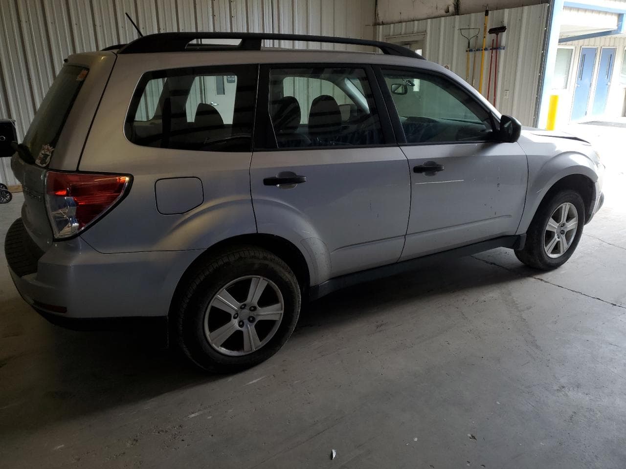 2012 Subaru Forester 2.5X - foto 3