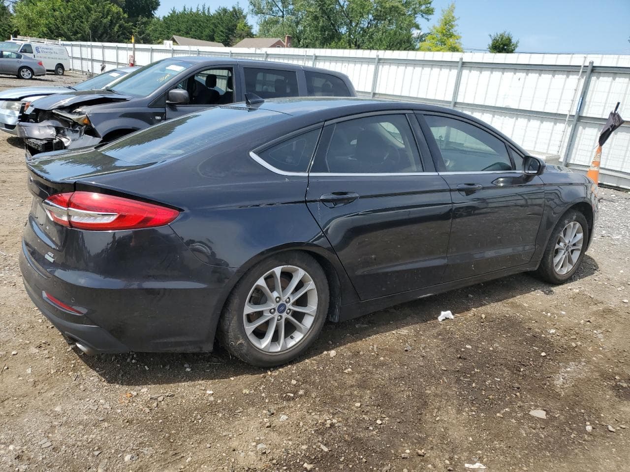 2020 Ford Fusion Se - foto 3