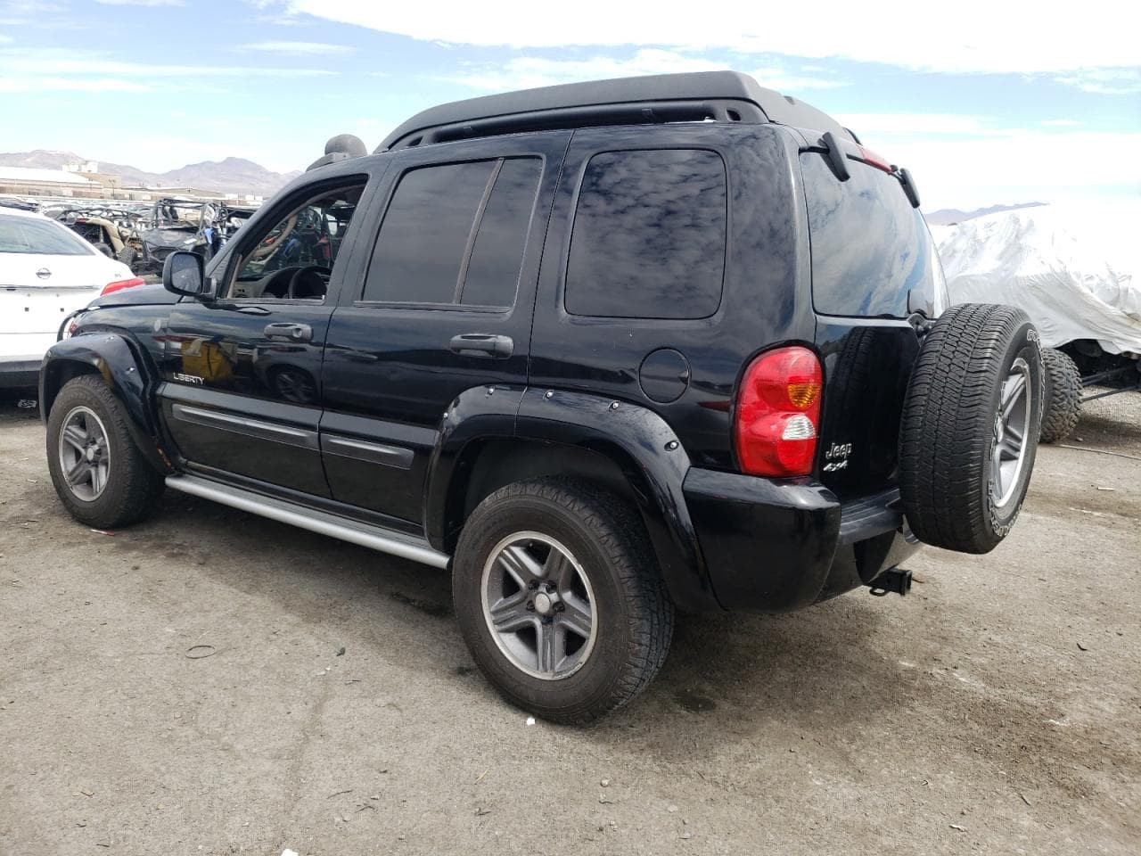 2004 Jeep Liberty Renegade - foto 2