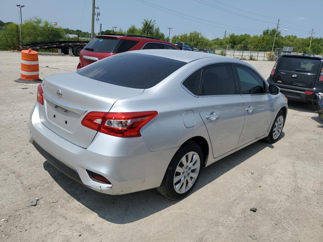 2018 Nissan Sentra S - foto 3
