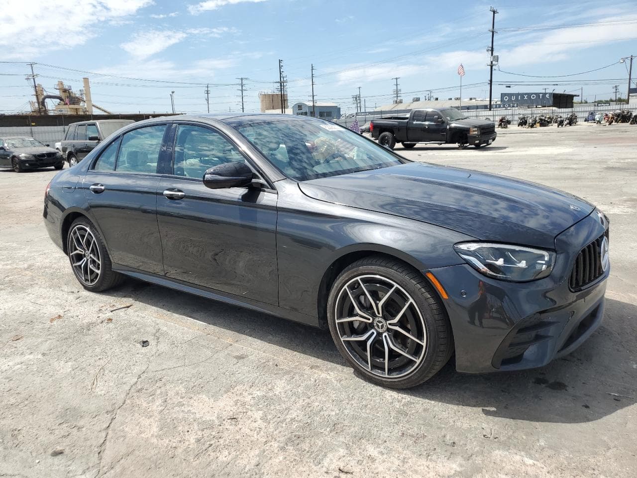 2022 Mercedes-Benz E 350 - foto 4