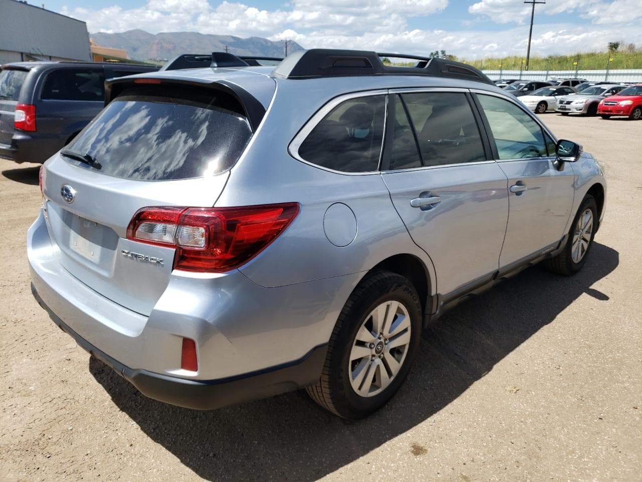 2016 Subaru Outback 2.5I Premium - foto 3
