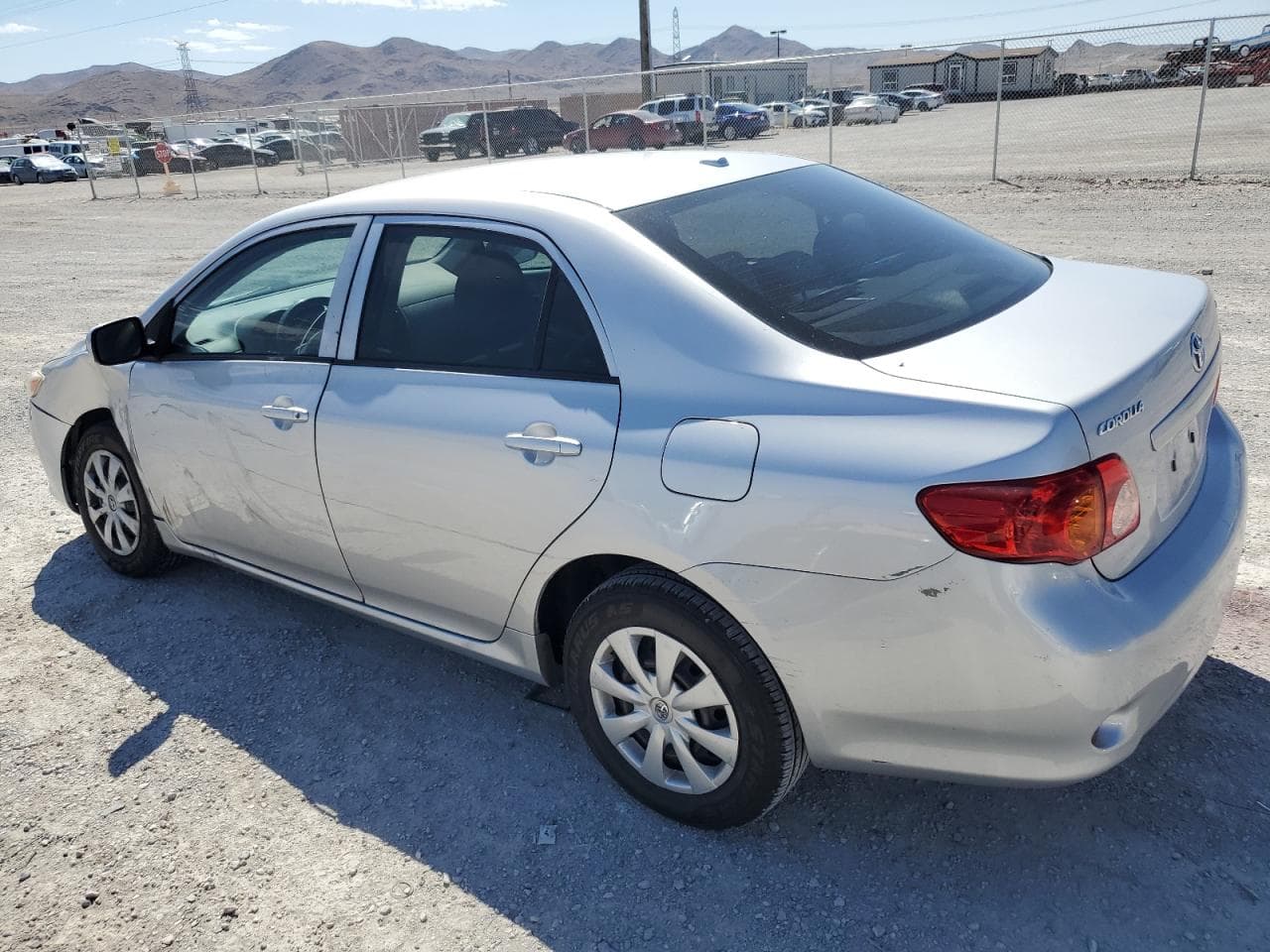 2010 Toyota Corolla Base - foto 2