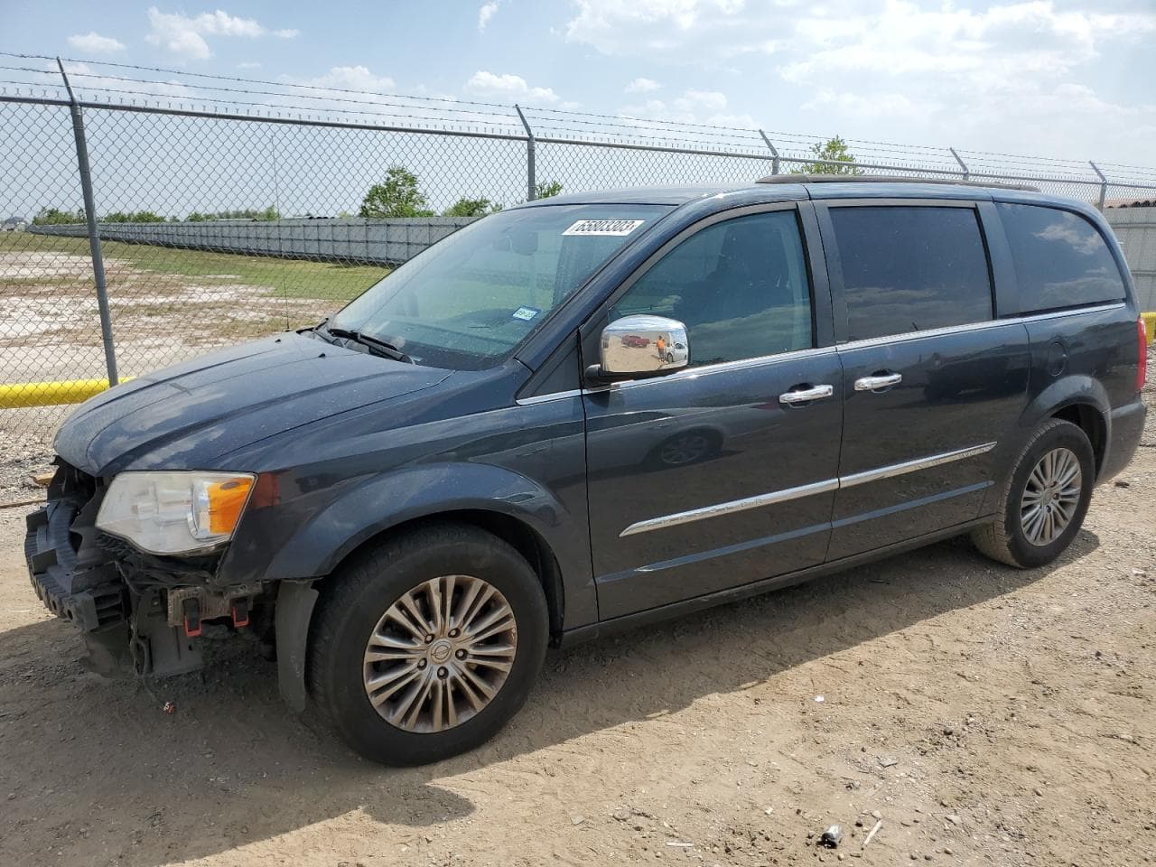 2014 Chrysler Town & Country Touring L
