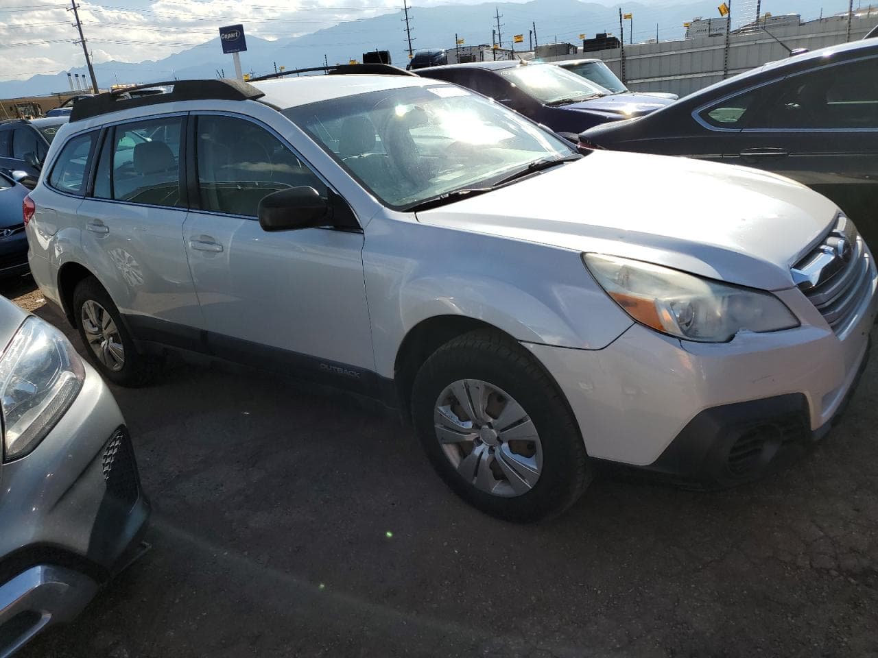 2013 Subaru Outback 2.5I - foto 4