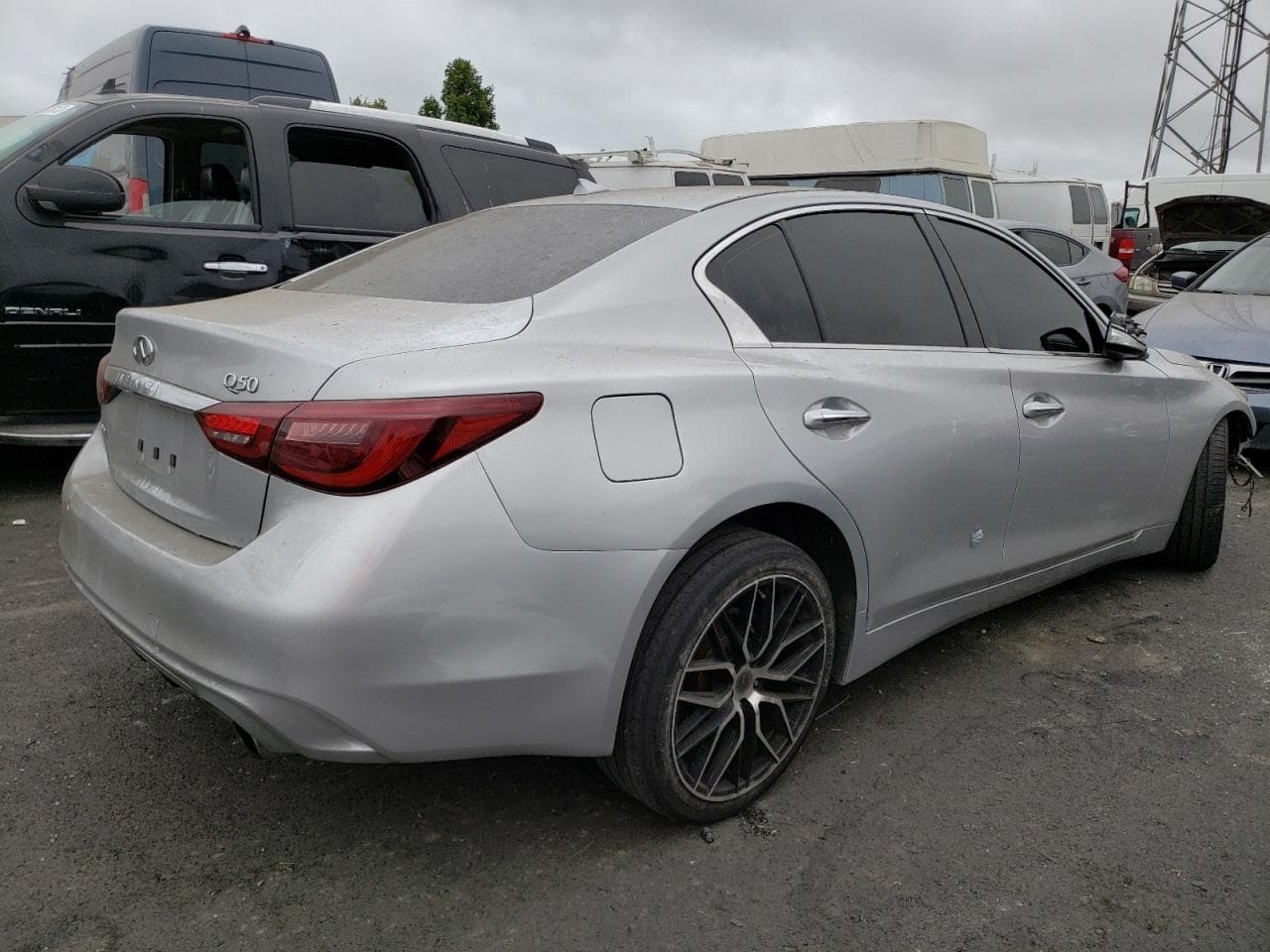 2019 Infiniti Q50 3.0T Luxe - foto 3
