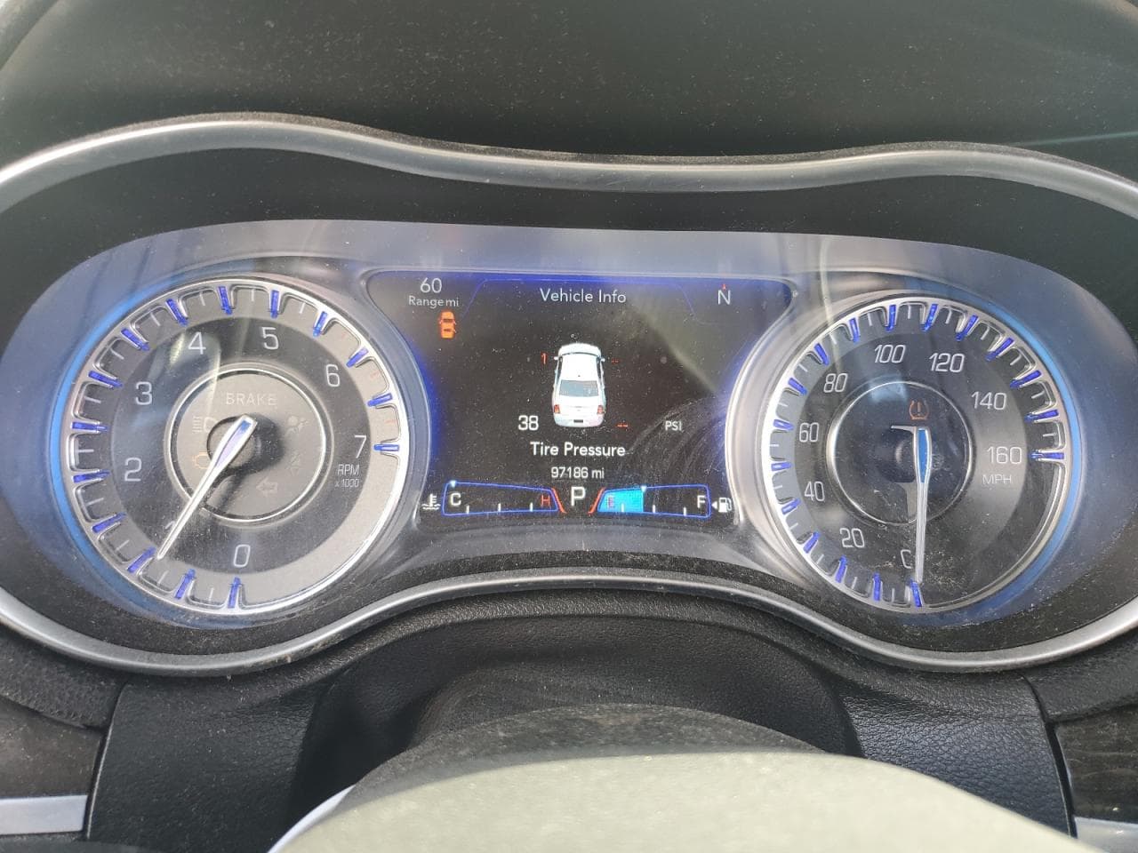 2017 Chrysler 300C - foto 4