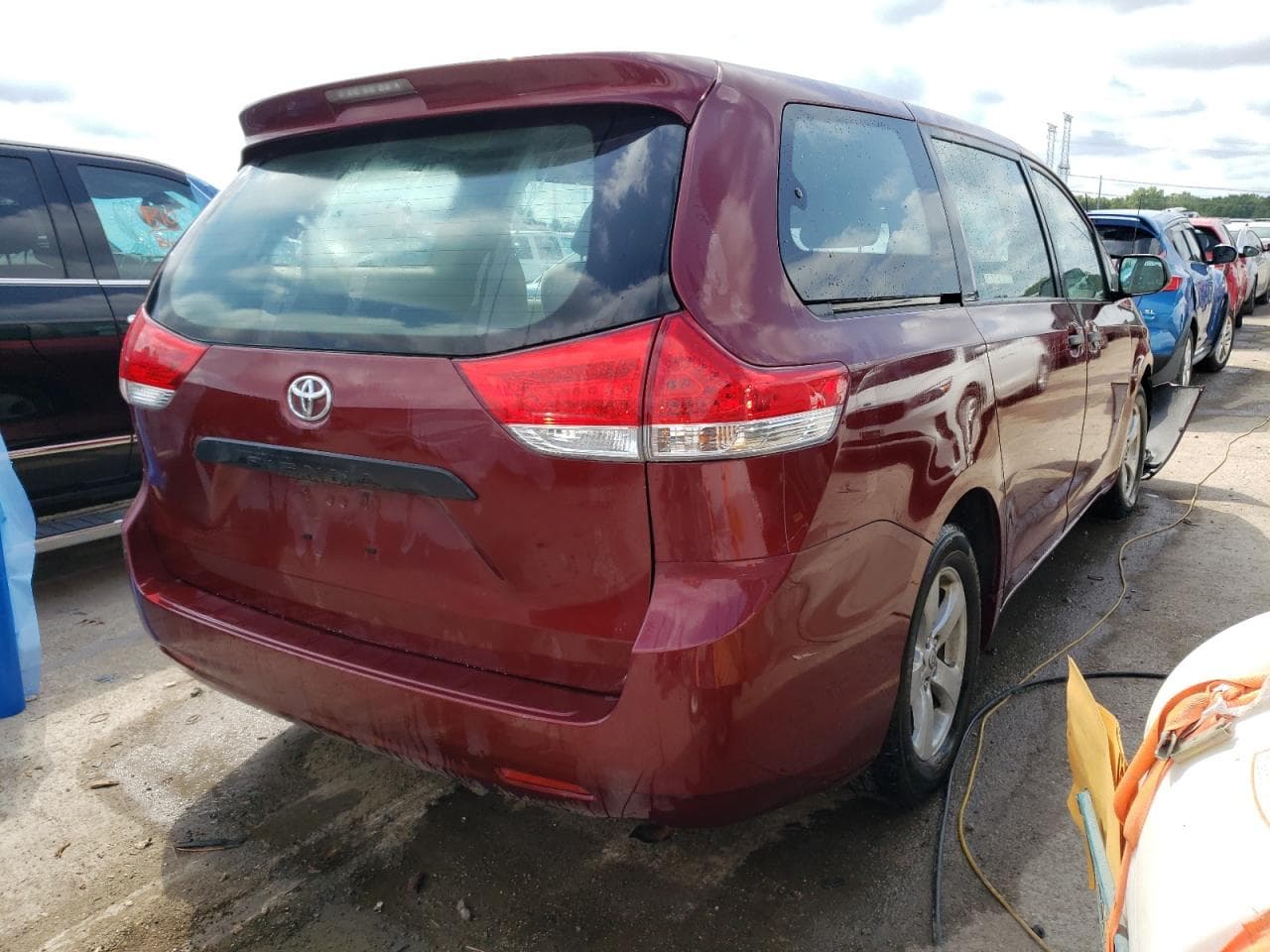 2011 Toyota Sienna Base V6 - foto 3