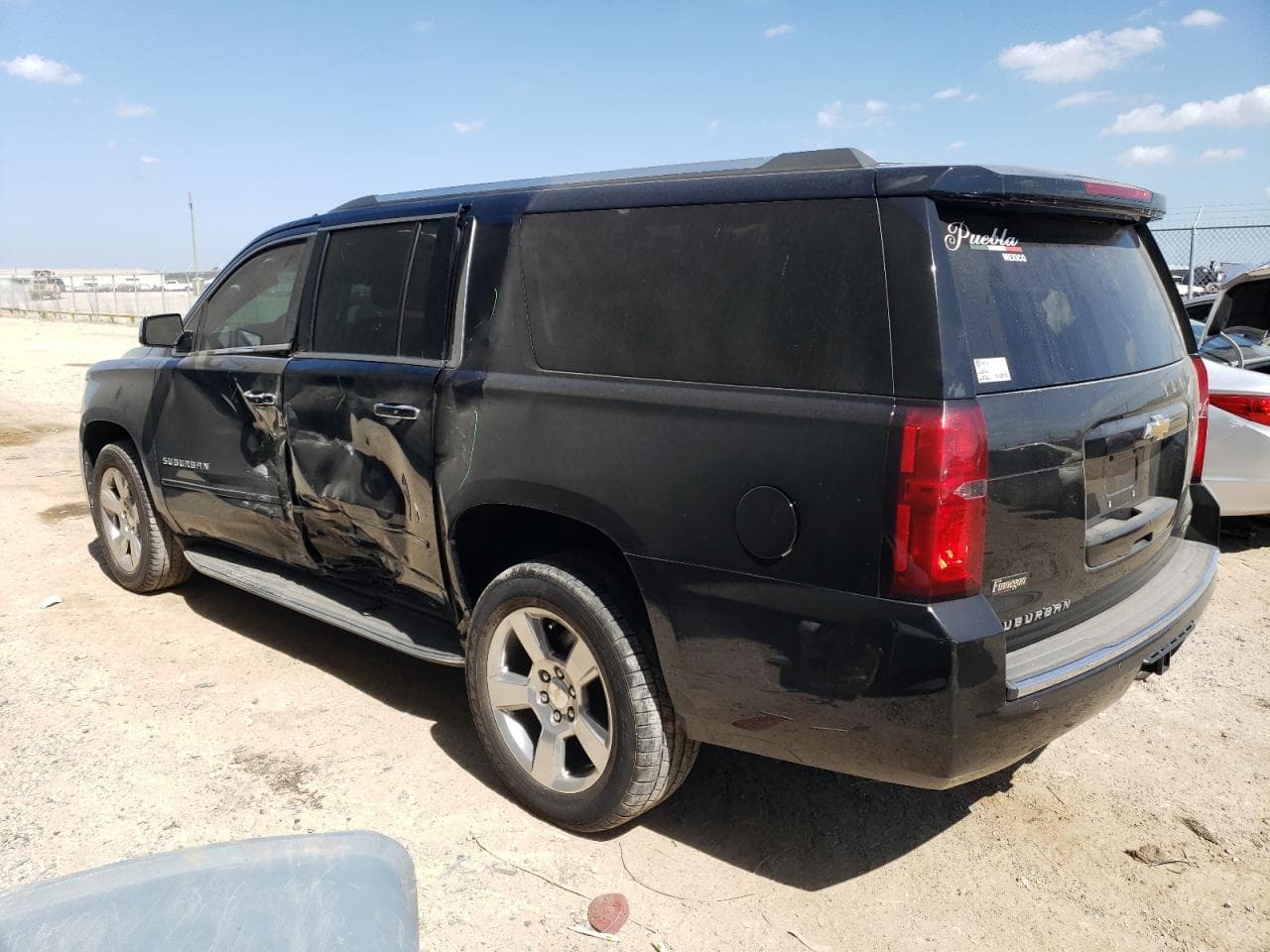 2017 Chevrolet Suburban Premier - foto 2