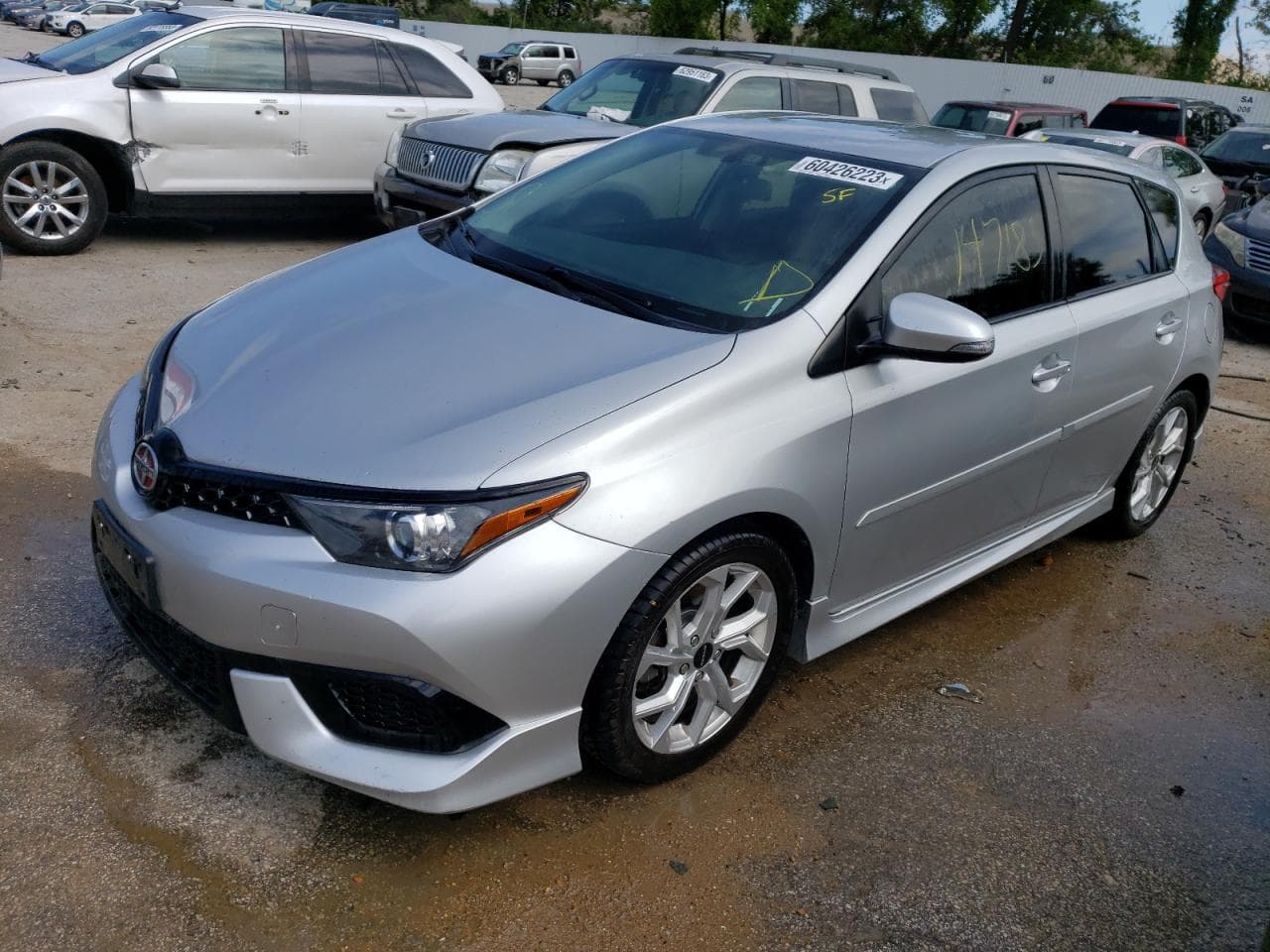 2016 Toyota iM z USA