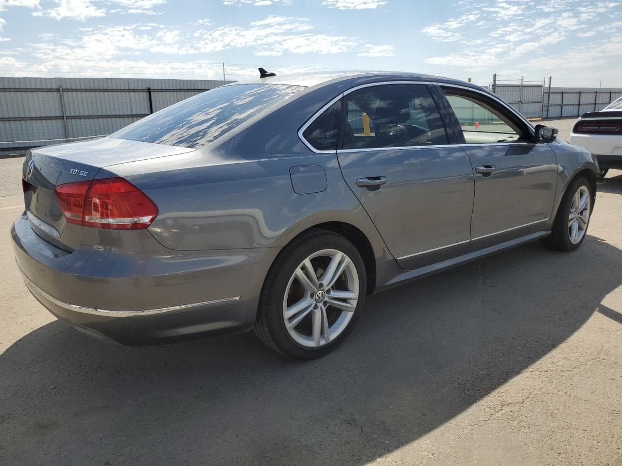 2014 Volkswagen Passat 2.0L Tdi Se - foto 3