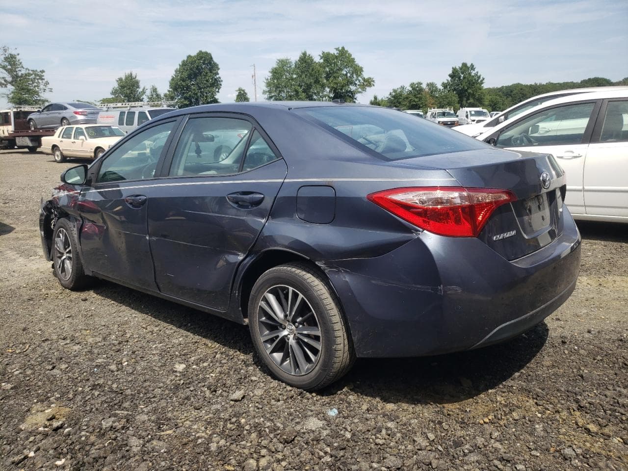 2017 Toyota Corolla L - foto 2
