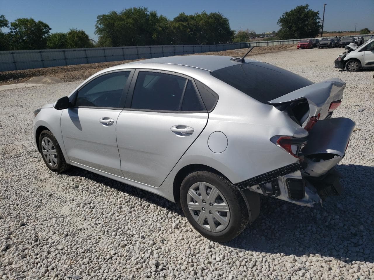 2023 Kia Rio Lx - foto 2