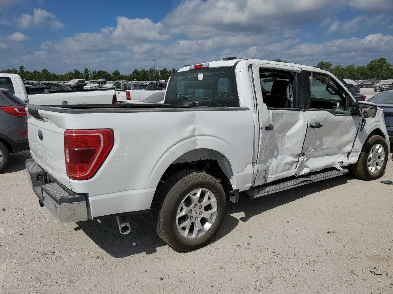 2022 Ford F150 Supercrew - foto 3