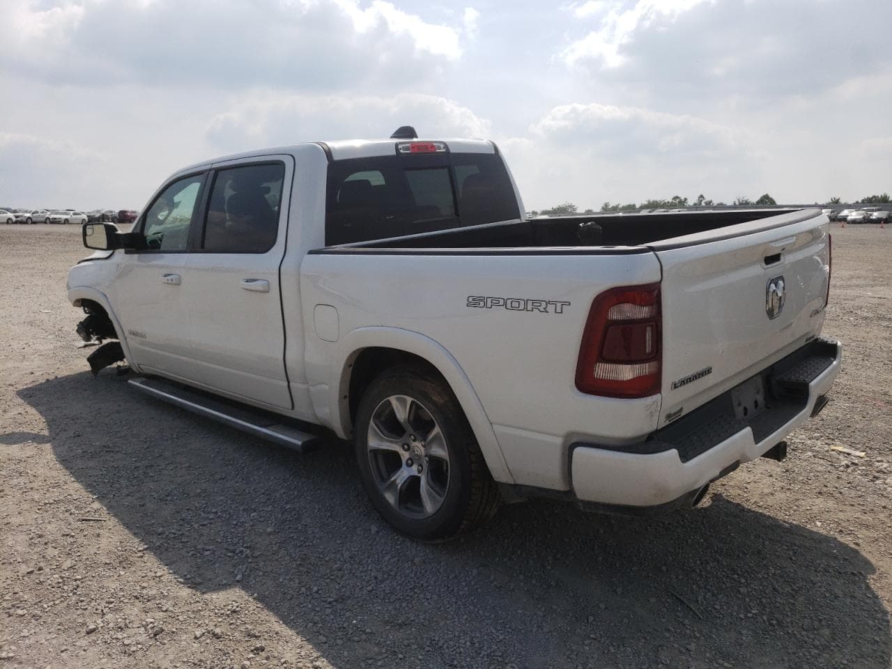 2022 Ram 1500 Laramie - foto 2