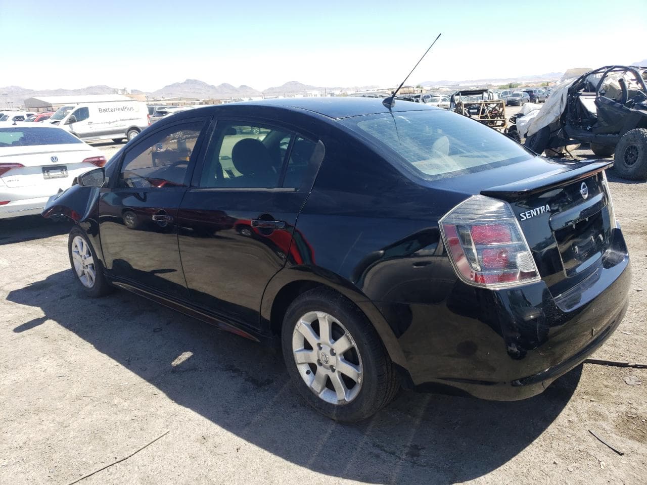 2011 Nissan Sentra 2.0Sr - foto 2