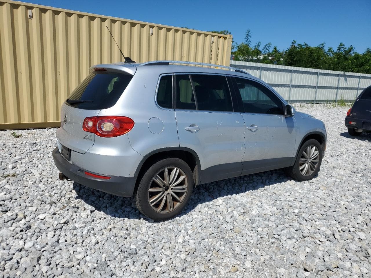 2011 Volkswagen Tiguan S - foto 3