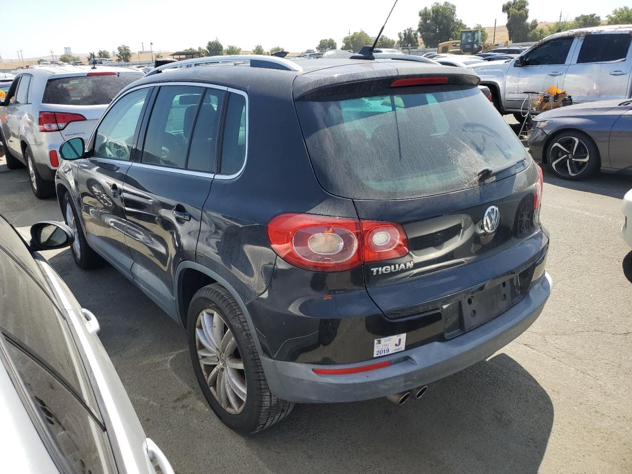 2011 Volkswagen Tiguan S - foto 2
