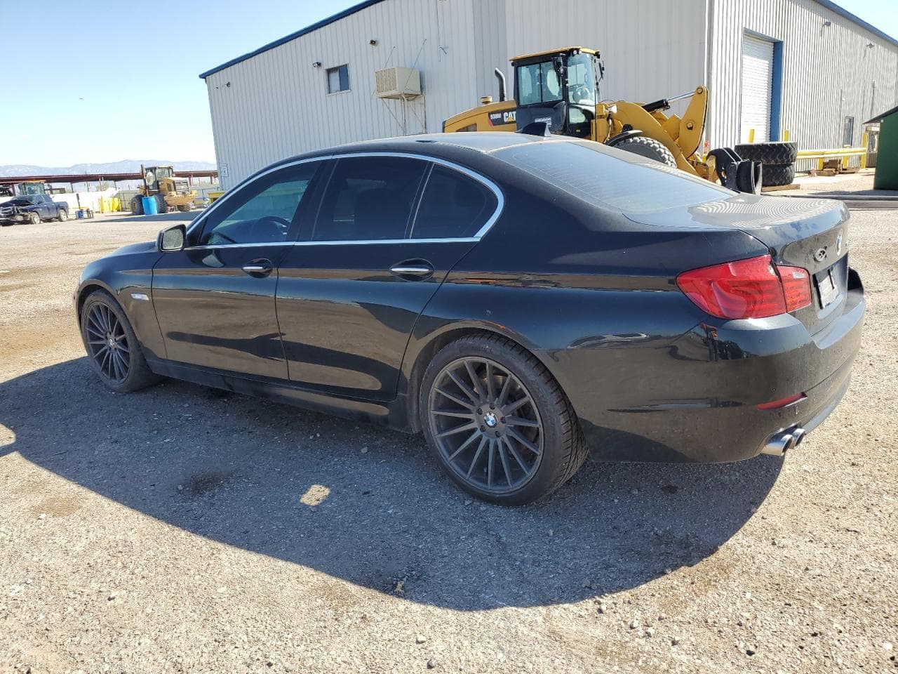 2011 BMW 528 I - foto 2
