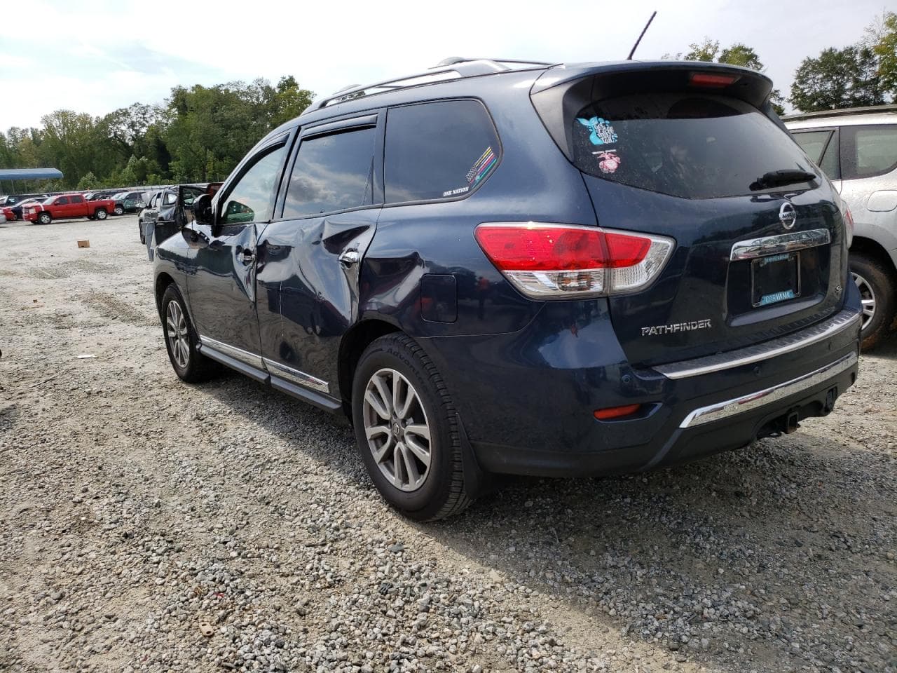 2015 Nissan Pathfinder S - foto 2