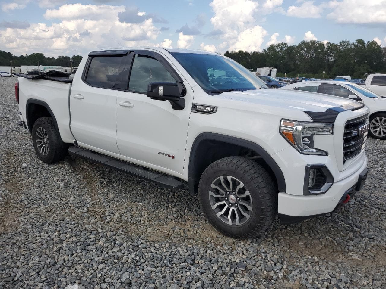 2020 GMC Sierra K1500 At4 - foto 4
