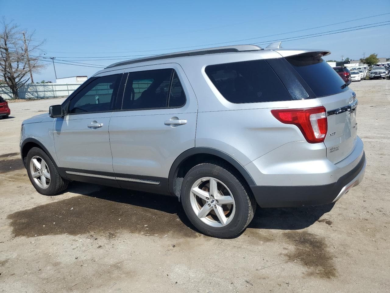 2016 Ford Explorer Xlt - foto 2