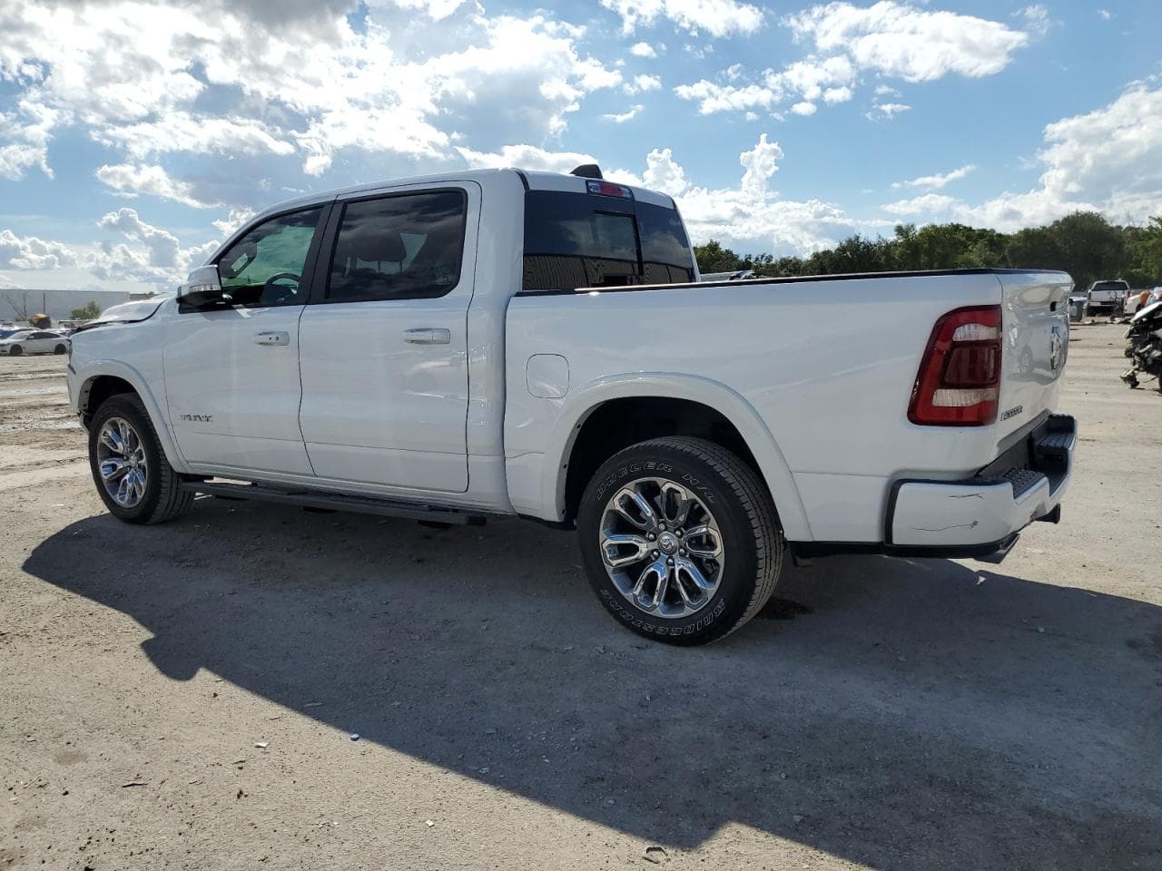 2022 Ram 1500 Laramie - foto 2