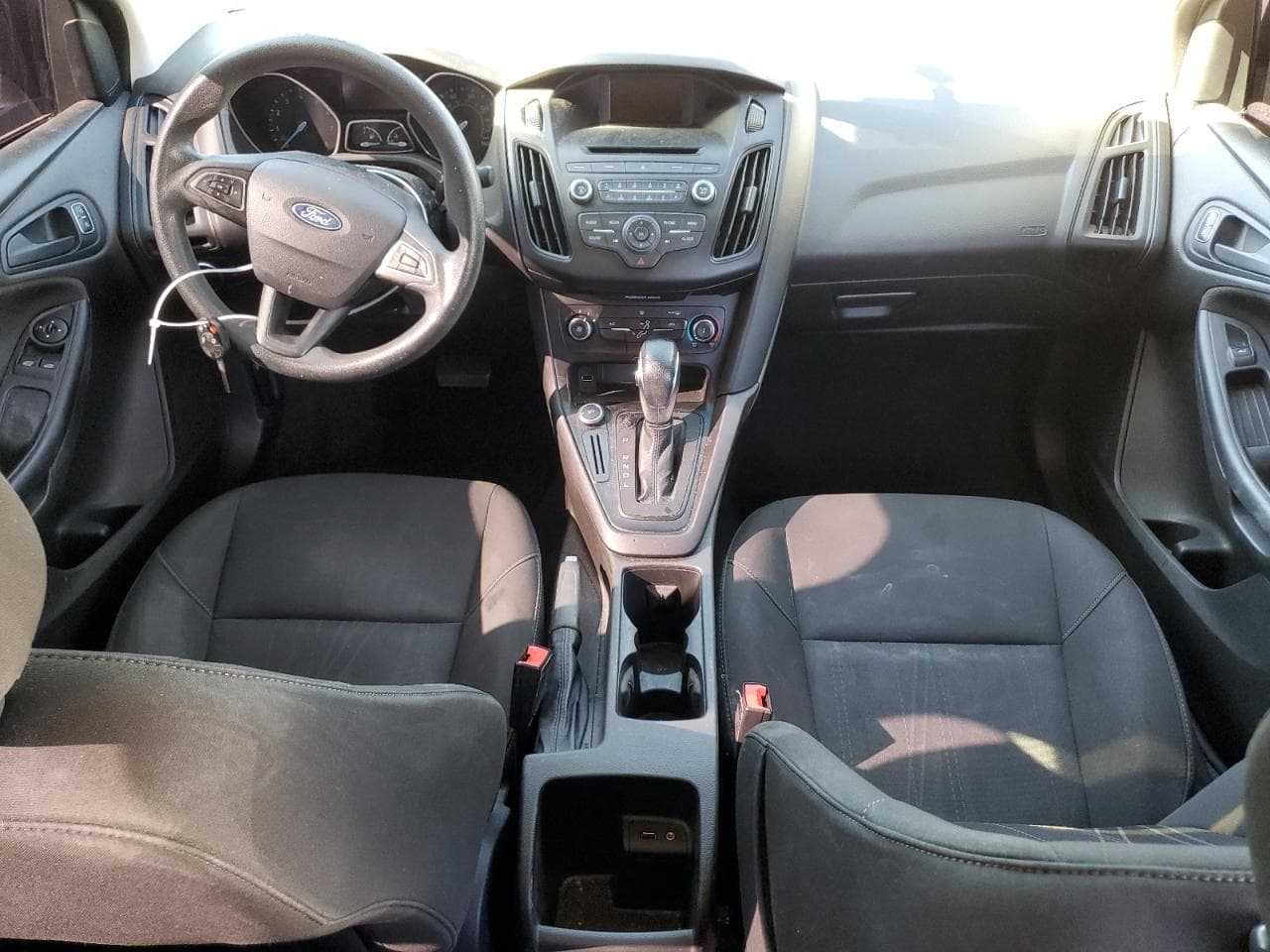 2015 Ford Focus S - foto 3