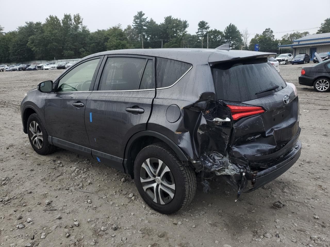 2018 Toyota Rav4 Le - foto 2