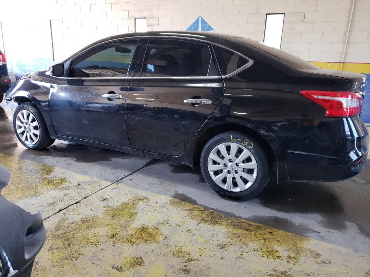2018 Nissan Sentra S - foto 2