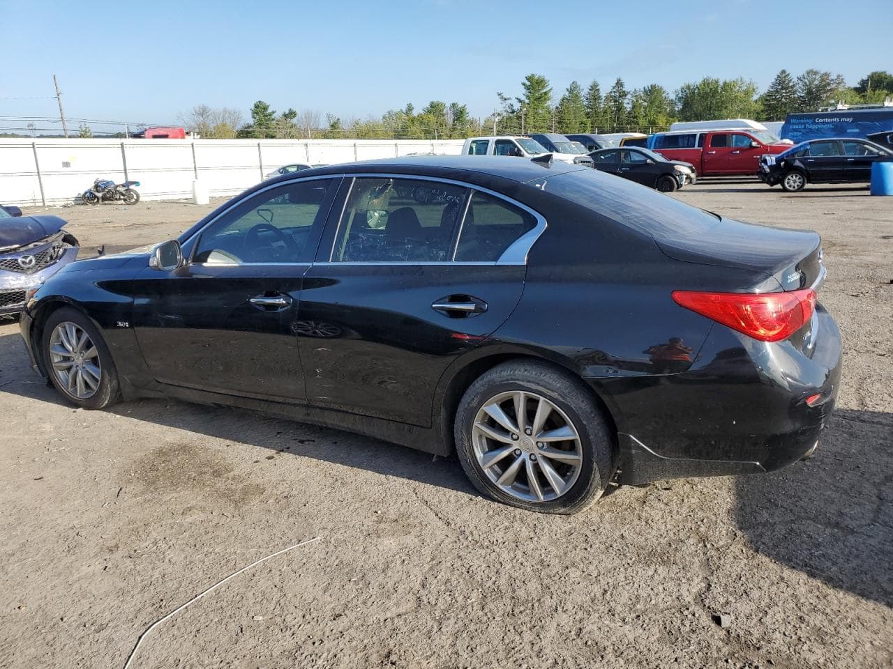 2016 Infiniti Q50 3.0T Premium - foto 2