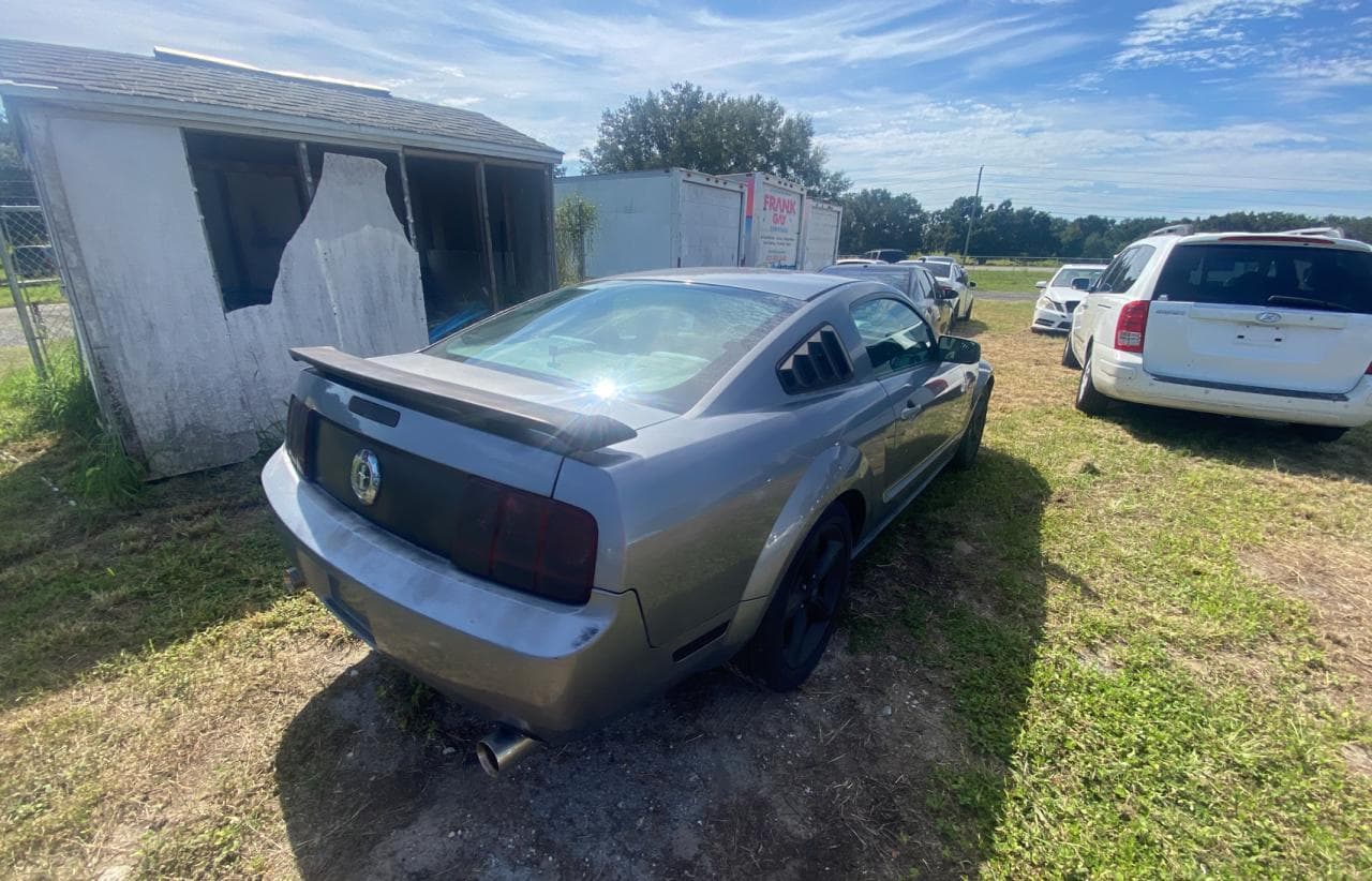 2007 Ford Mustang - foto 4
