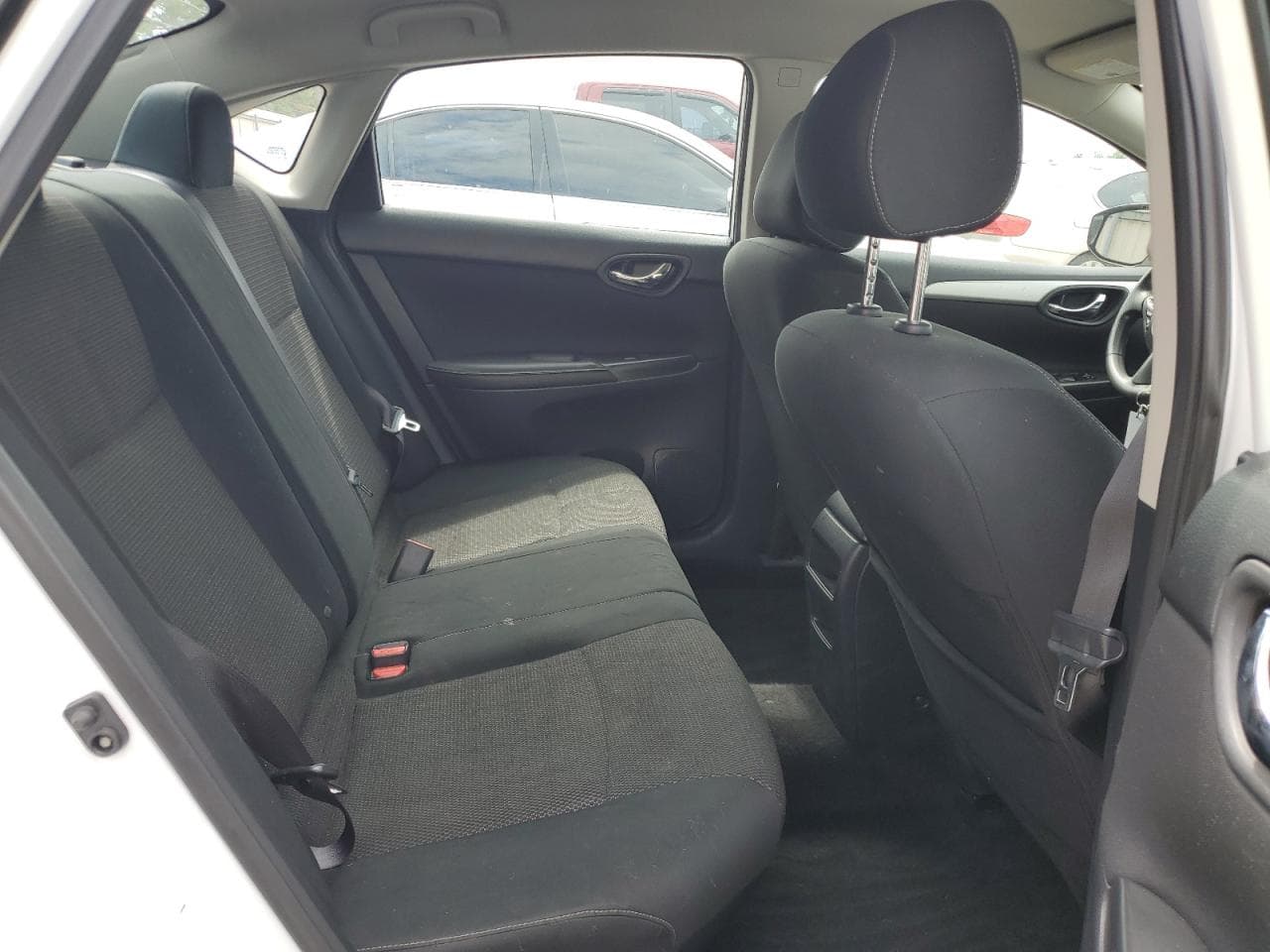 2019 Nissan Sentra S - foto 3