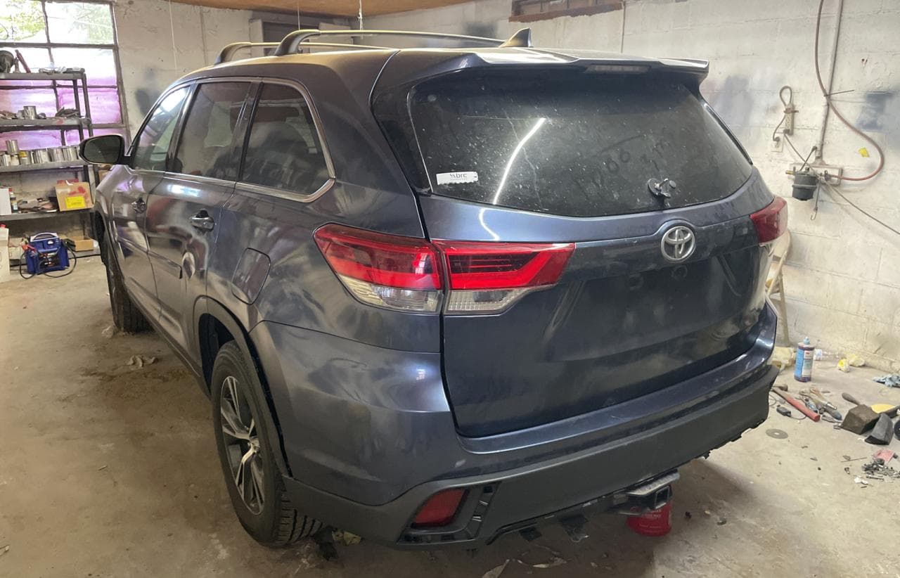 2018 Toyota Highlander Le - foto 3