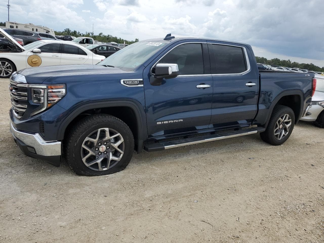 2023 GMC Sierra K1500 Slt