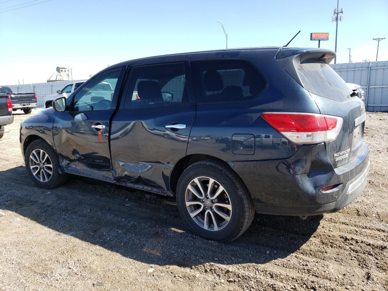 2013 Nissan Pathfinder S - foto 2