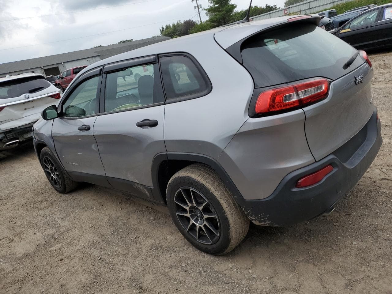 2014 Jeep Cherokee Sport - foto 2