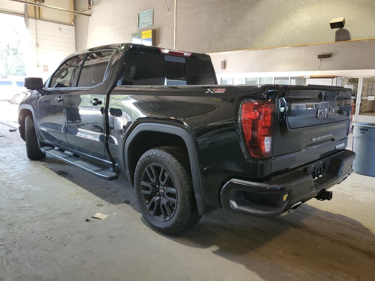 2022 GMC Sierra K1500 Elevation - foto 2