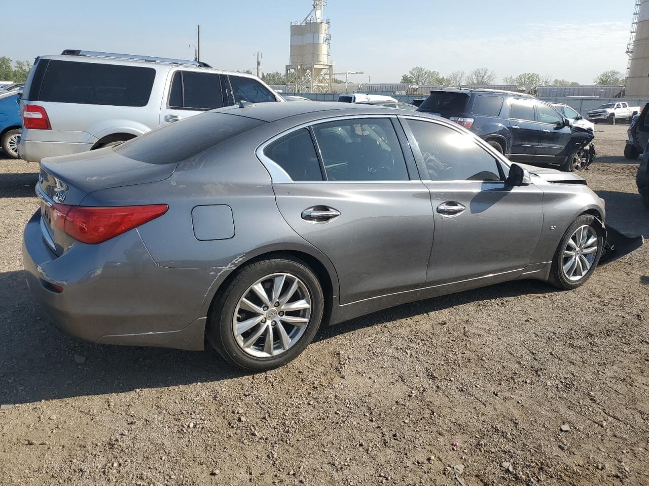 2014 Infiniti Q50 Premium - foto 3