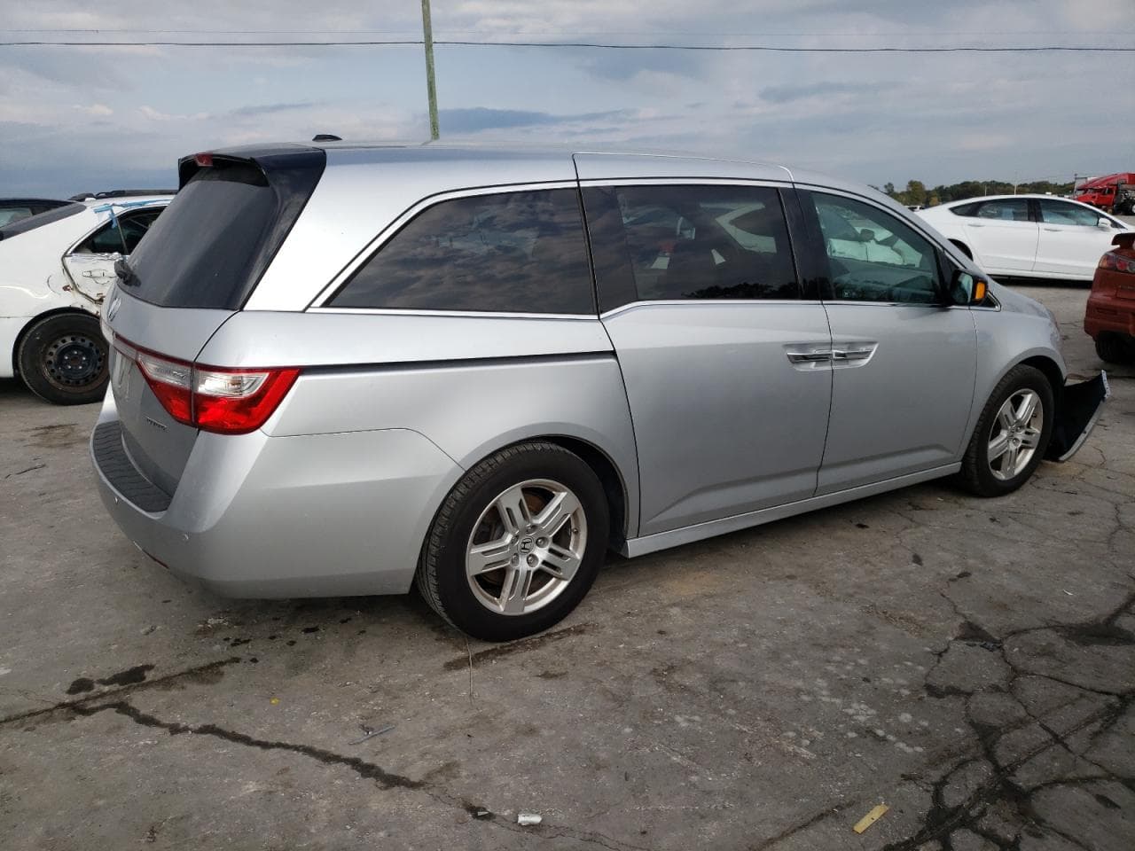 2011 Honda Odyssey Touring - foto 3