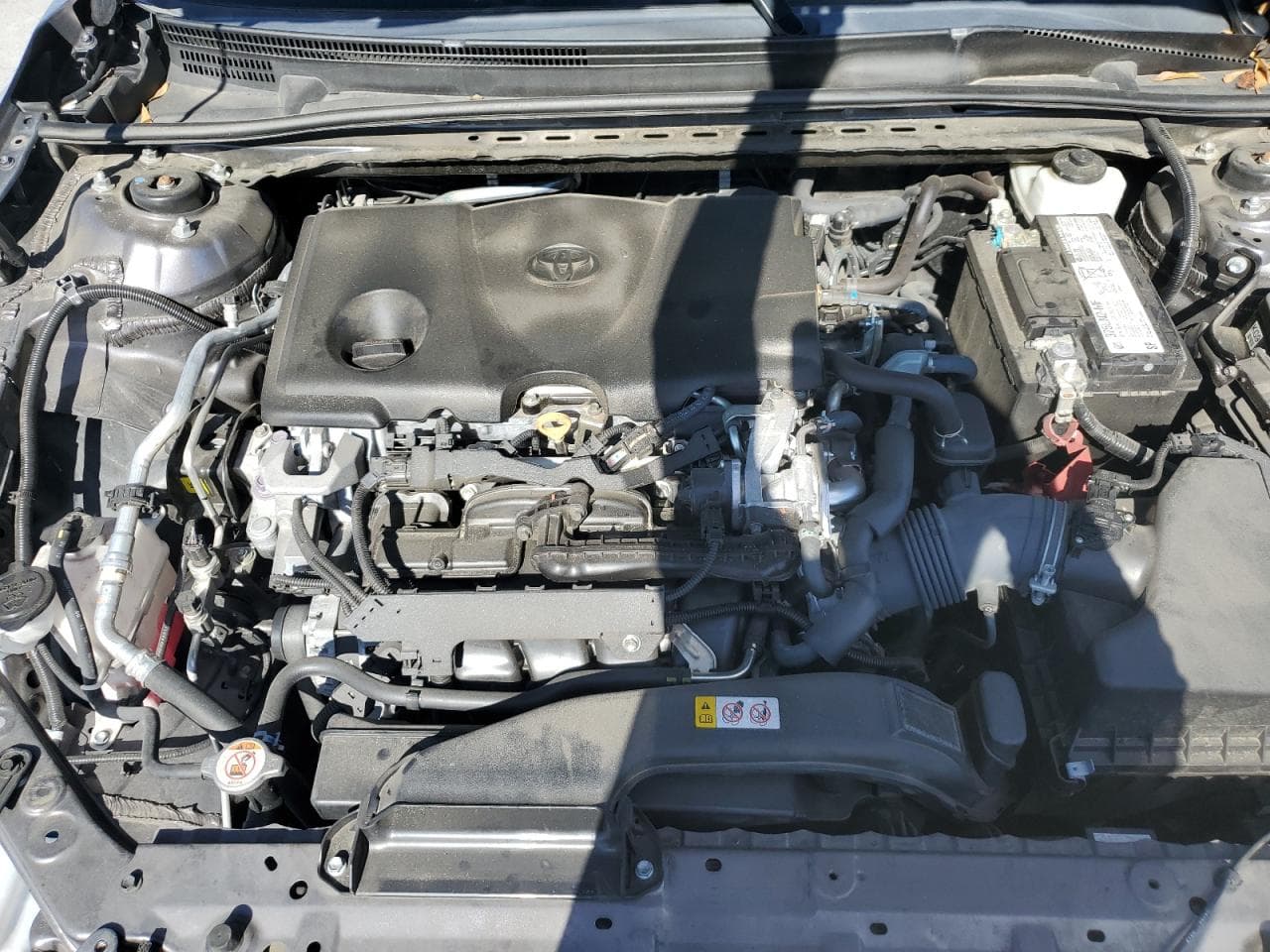 2020 Toyota Camry Se - foto 2
