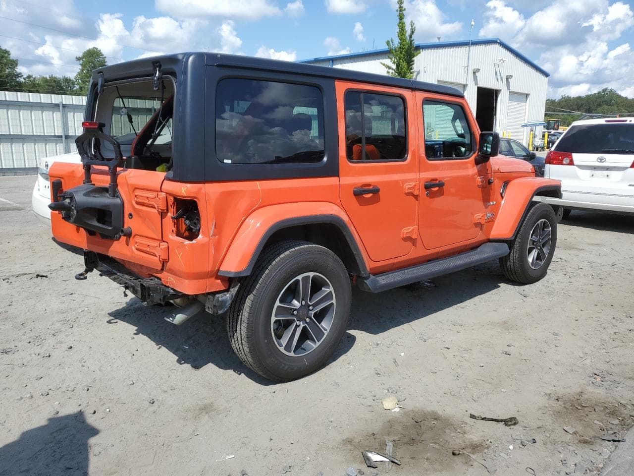 2023 Jeep Wrangler Sahara - foto 3
