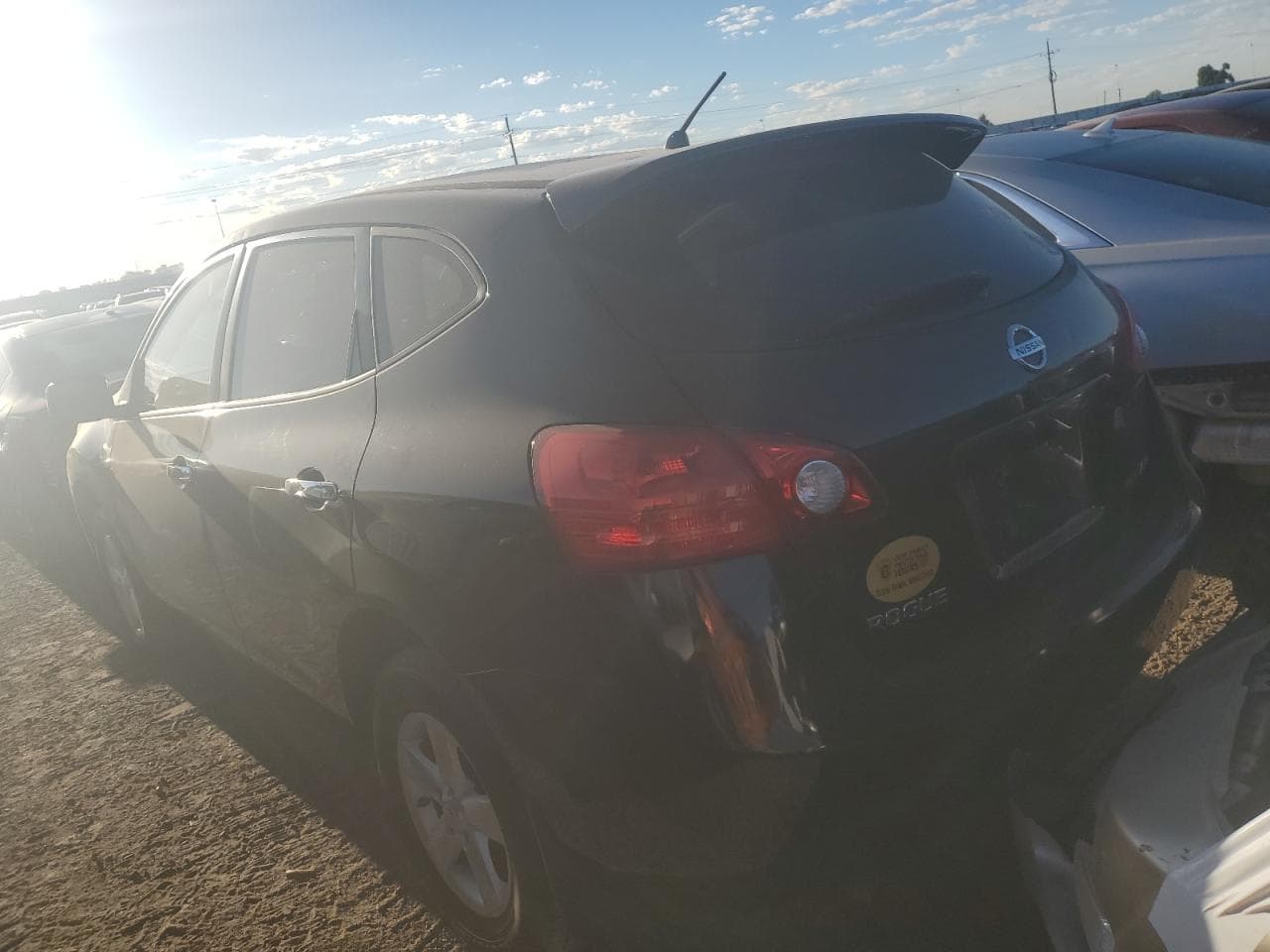 2010 Nissan Rogue S - foto 2