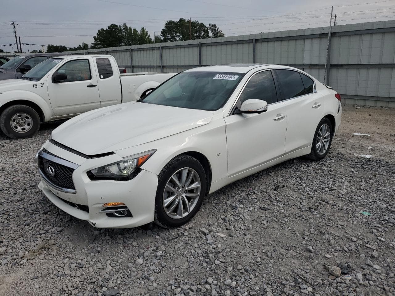 2015 Infiniti Q50 z USA